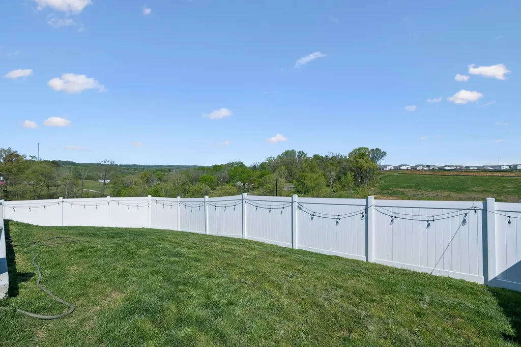4201 Ellie Court Columbia TN 38401