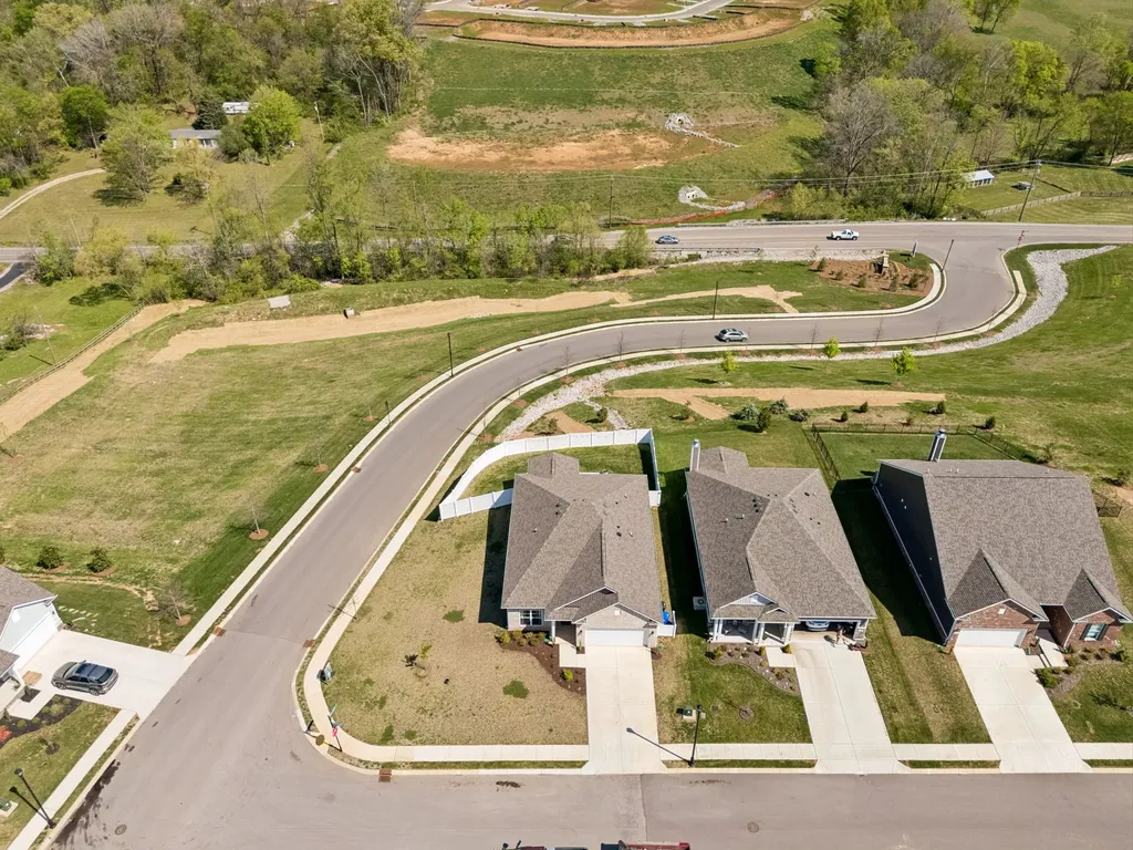 4201 Ellie Court Columbia TN 38401