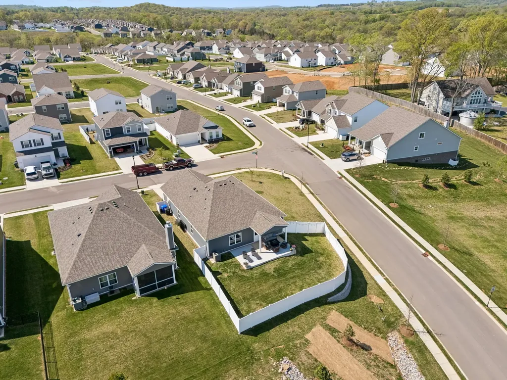 4201 Ellie Court Columbia TN 38401