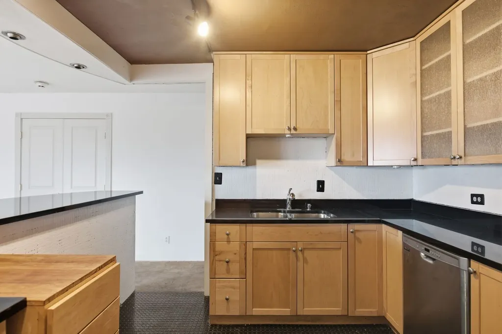 3415 West End Avenue Nashville TN 37203