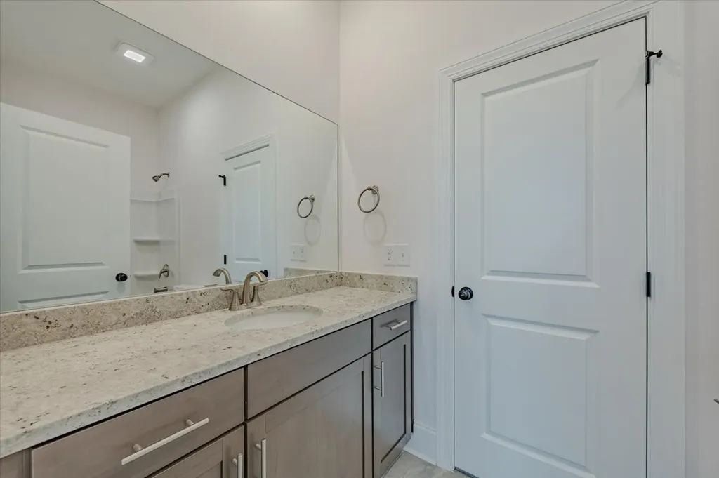 1006 Tiane Trail Gallatin TN 37066