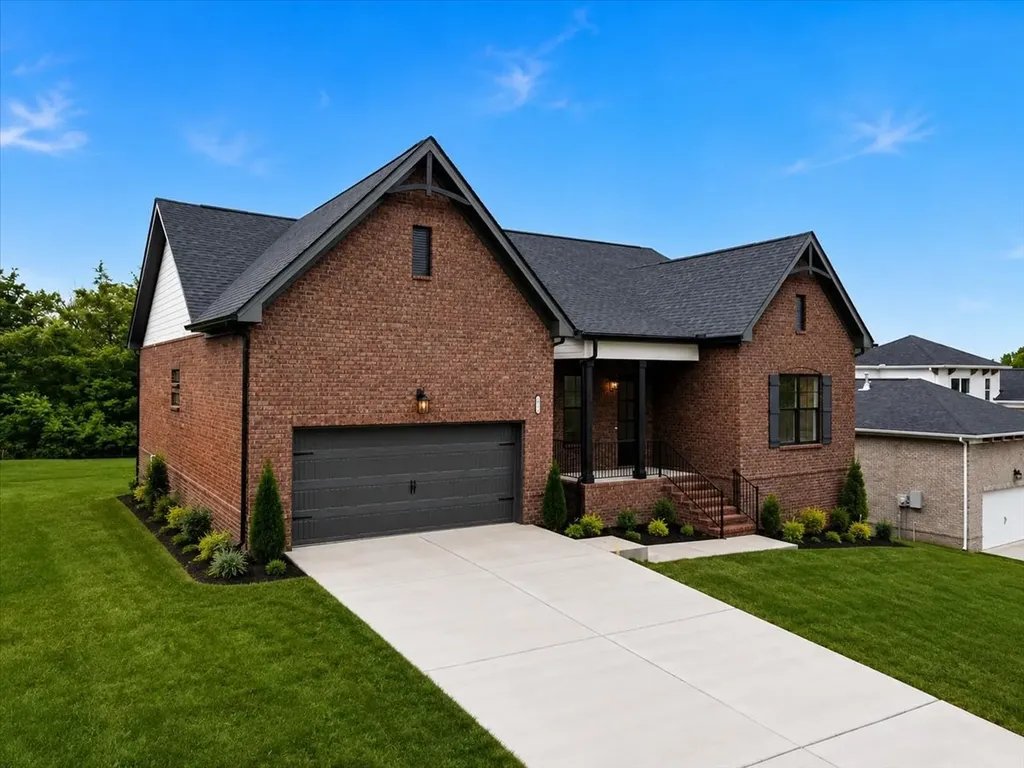 1006 Tiane Trail Gallatin TN 37066