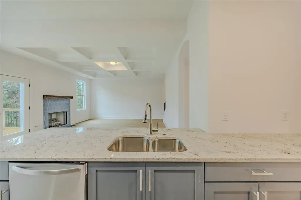 1006 Tiane Trail Gallatin TN 37066