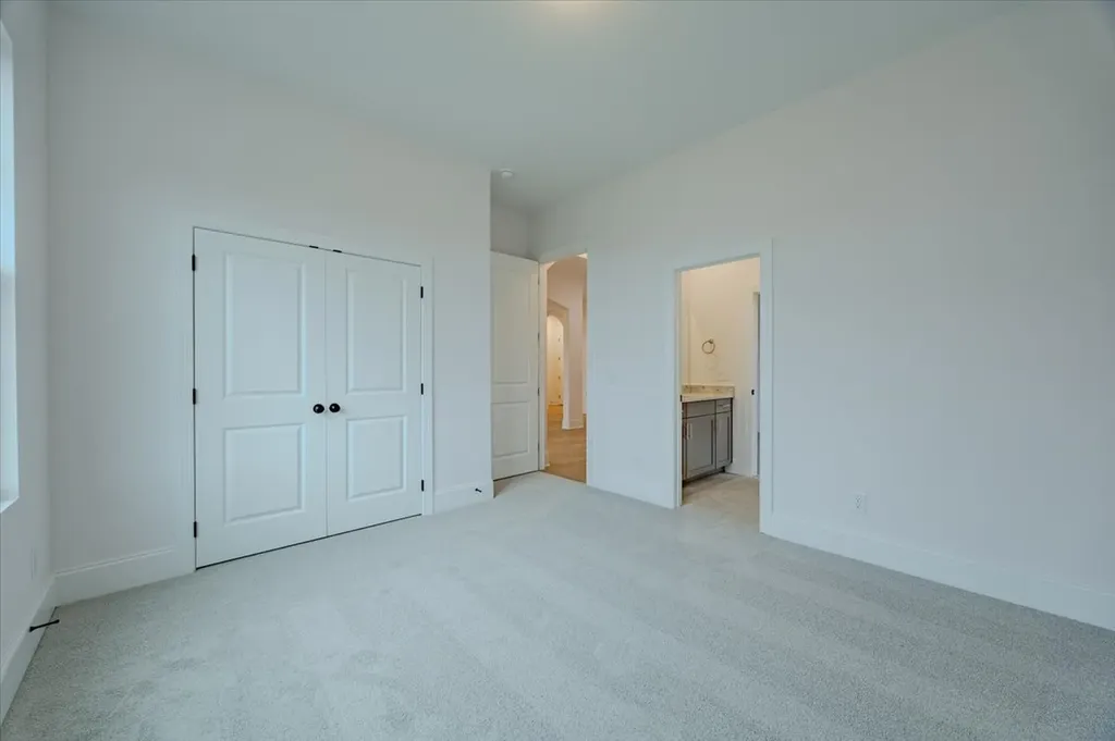 1006 Tiane Trail Gallatin TN 37066