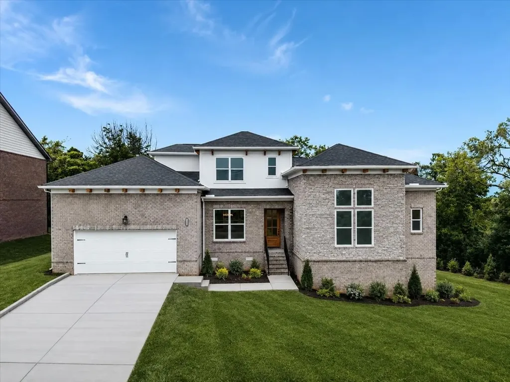 1004 Tiane Trail Gallatin TN 37066