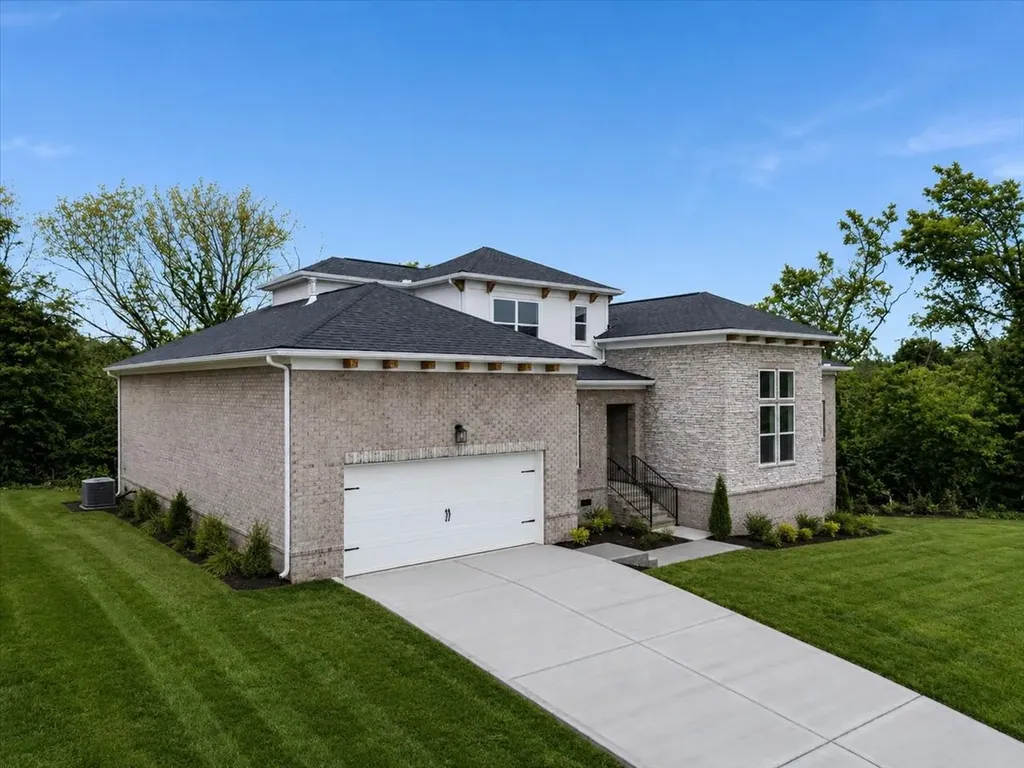 1004 Tiane Trail Gallatin TN 37066