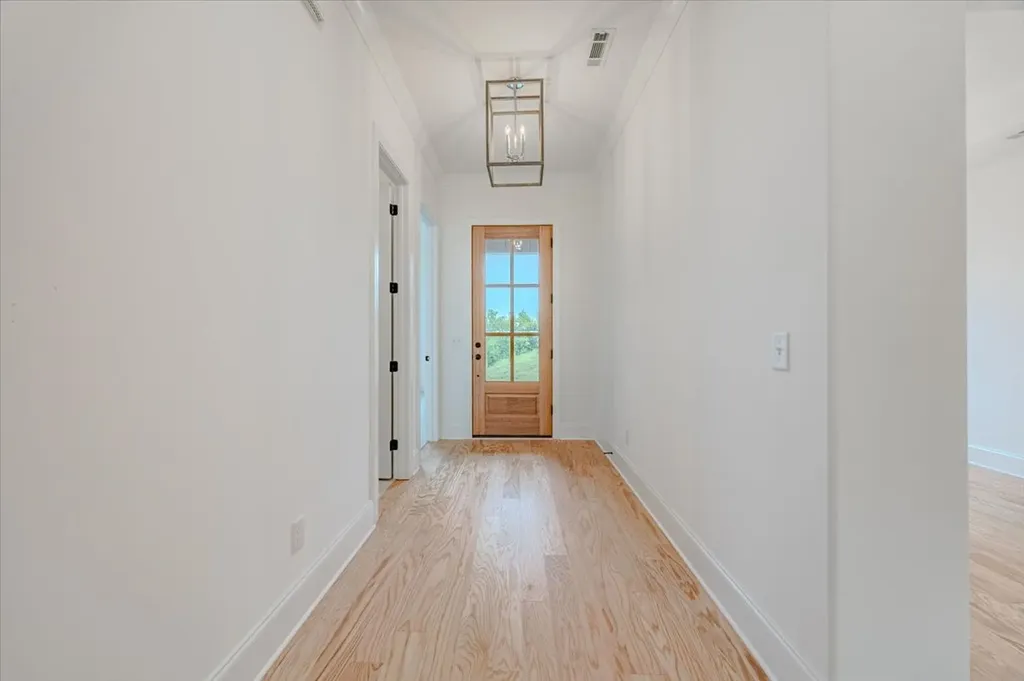 1004 Tiane Trail Gallatin TN 37066