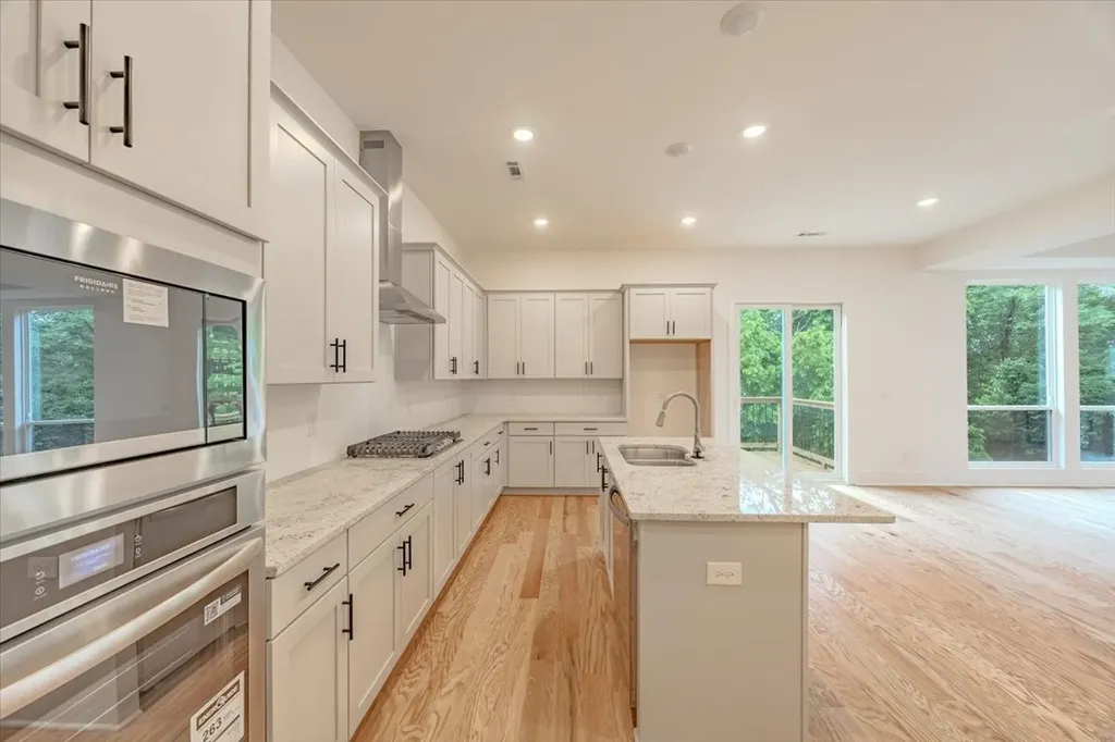 1004 Tiane Trail Gallatin TN 37066