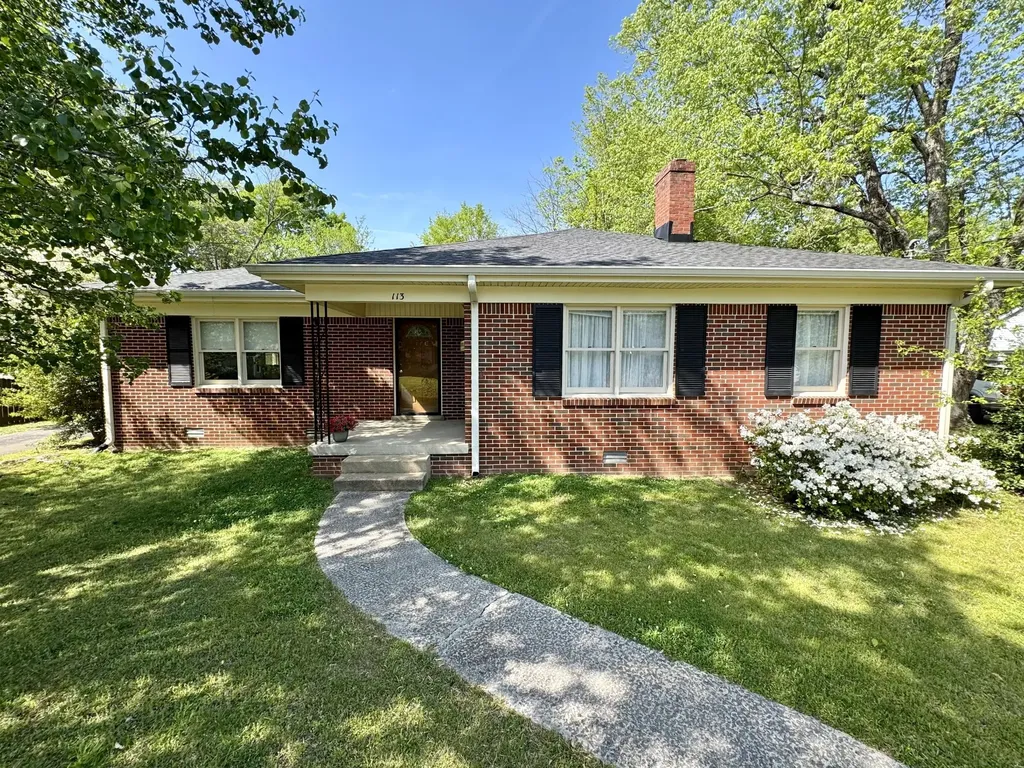 113 6th Avenue Columbia TN 38401