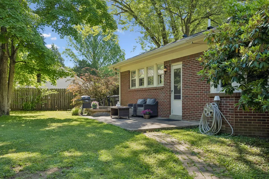 113 6th Avenue Columbia TN 38401