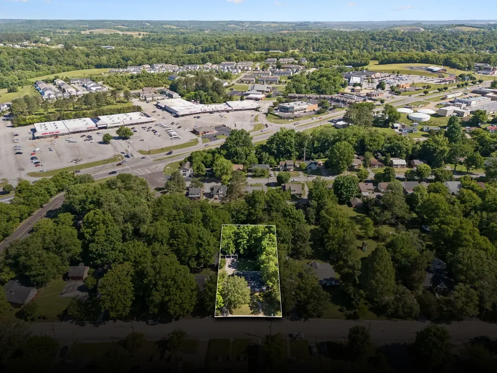 113 6th Avenue Columbia TN 38401
