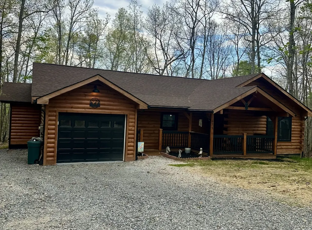 673 Arrowhead Road Moss TN 38575