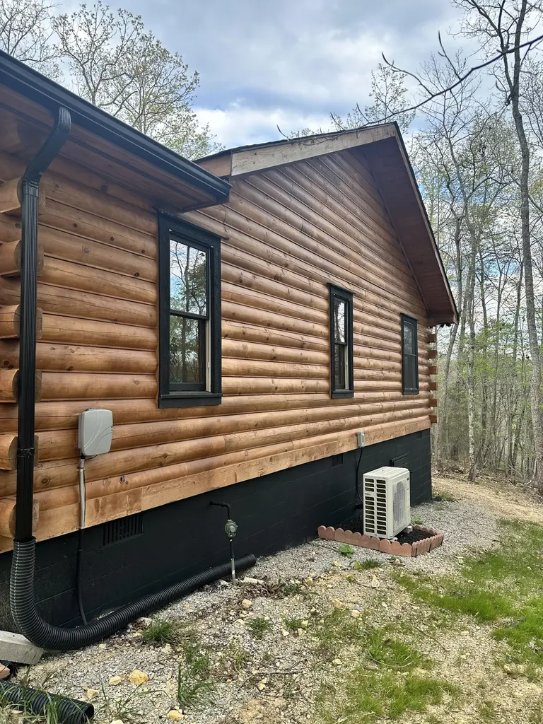 673 Arrowhead Road Moss TN 38575