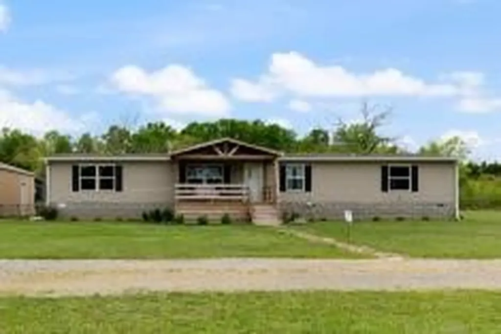 7112 Cobb Road Christiana TN 37037