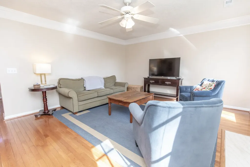 189 E Harbor Hendersonville TN 37075