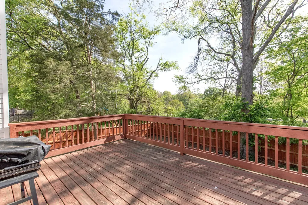 189 E Harbor Hendersonville TN 37075