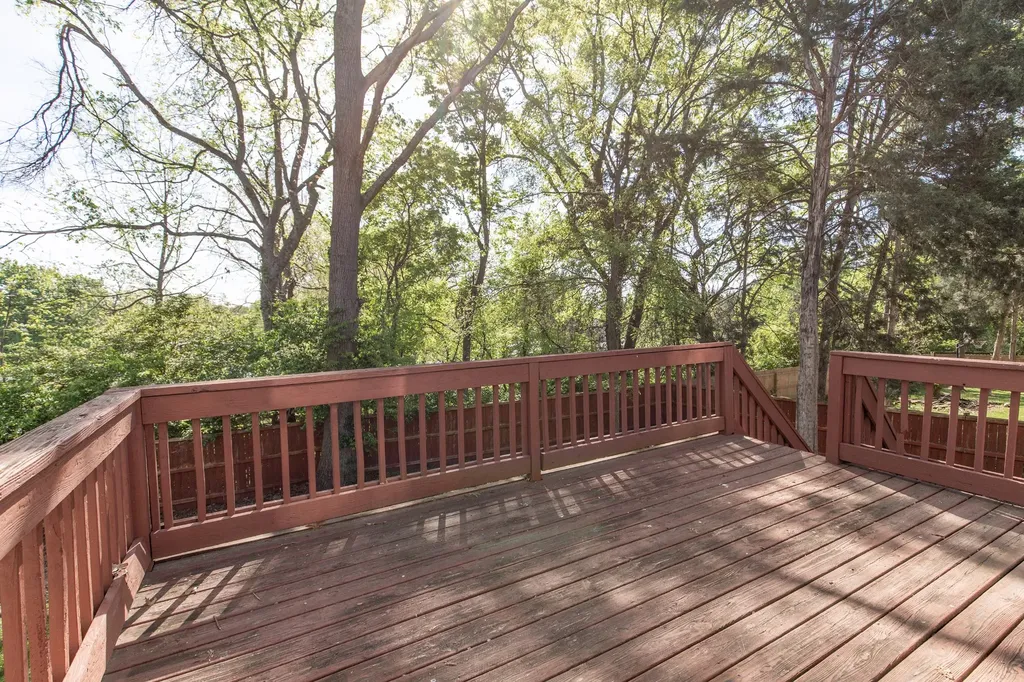 189 E Harbor Hendersonville TN 37075