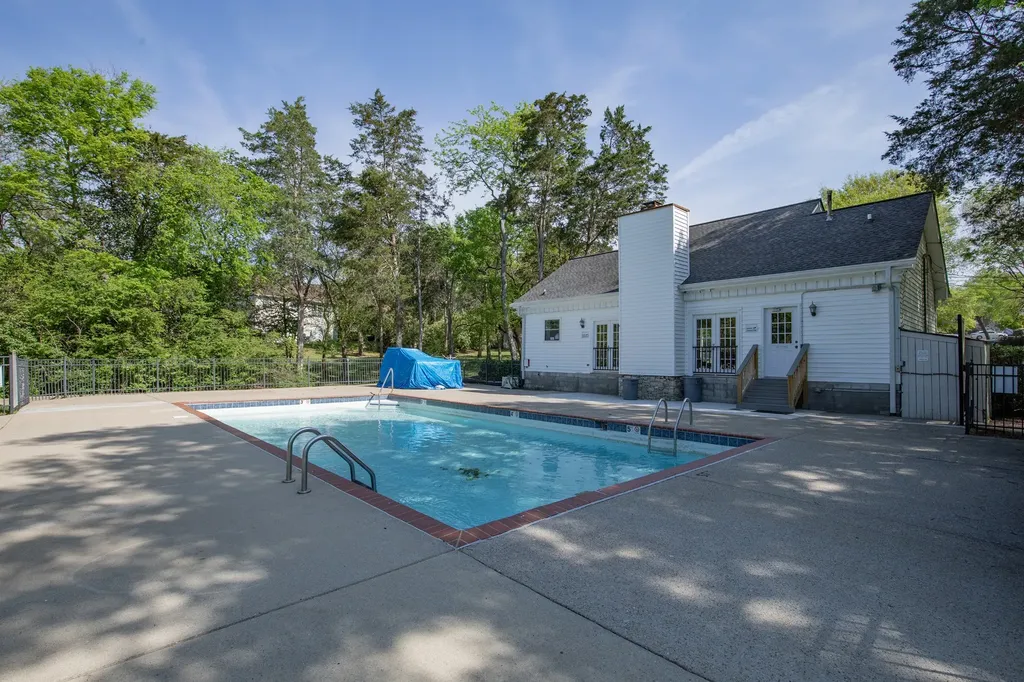 189 E Harbor Hendersonville TN 37075