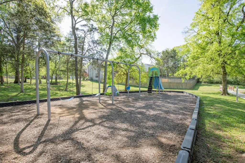 189 E Harbor Hendersonville TN 37075