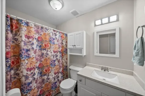 407 Walkaway Court Clarksville TN 37043