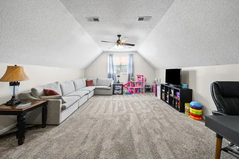407 Walkaway Court Clarksville TN 37043