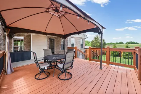 407 Walkaway Court Clarksville TN 37043