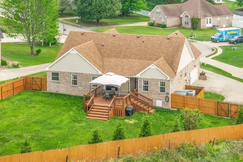 407 Walkaway Court Clarksville TN 37043