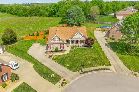 407 Walkaway Court Clarksville TN 37043