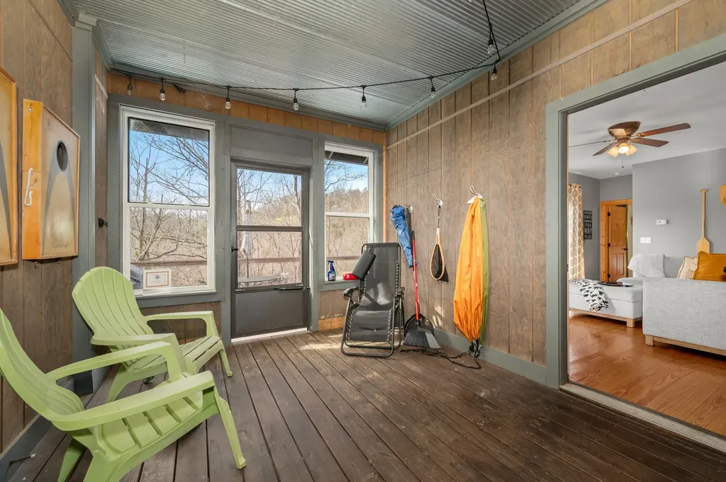929 Old Casey Cove Road Smithville TN 37166