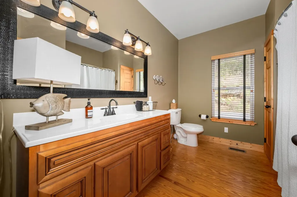 929 Old Casey Cove Road Smithville TN 37166