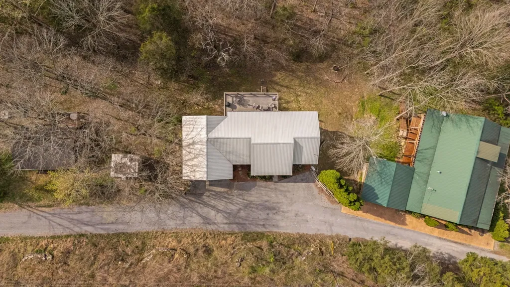 929 Old Casey Cove Road Smithville TN 37166