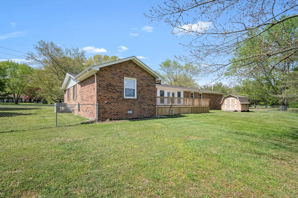 906 Country Club Drive Tullahoma TN 37388