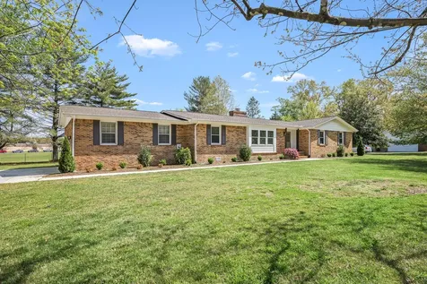 906 Country Club Drive Tullahoma TN 37388