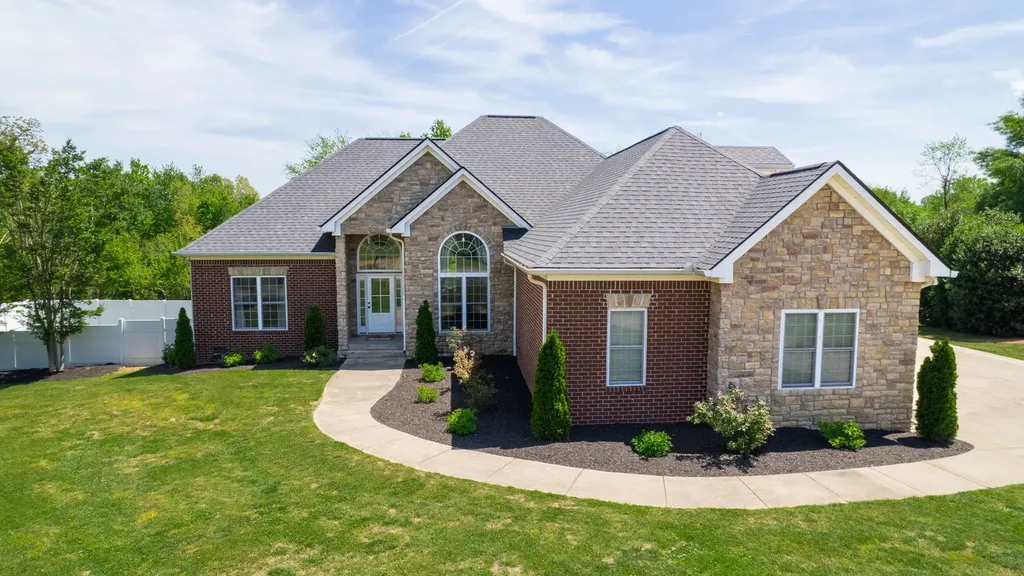 7307 Hudgins Court Fairview TN 37062