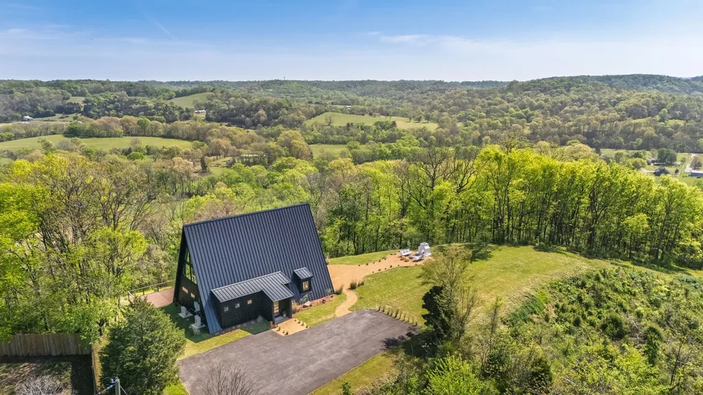 1836 New Highway 7 Columbia TN 38401