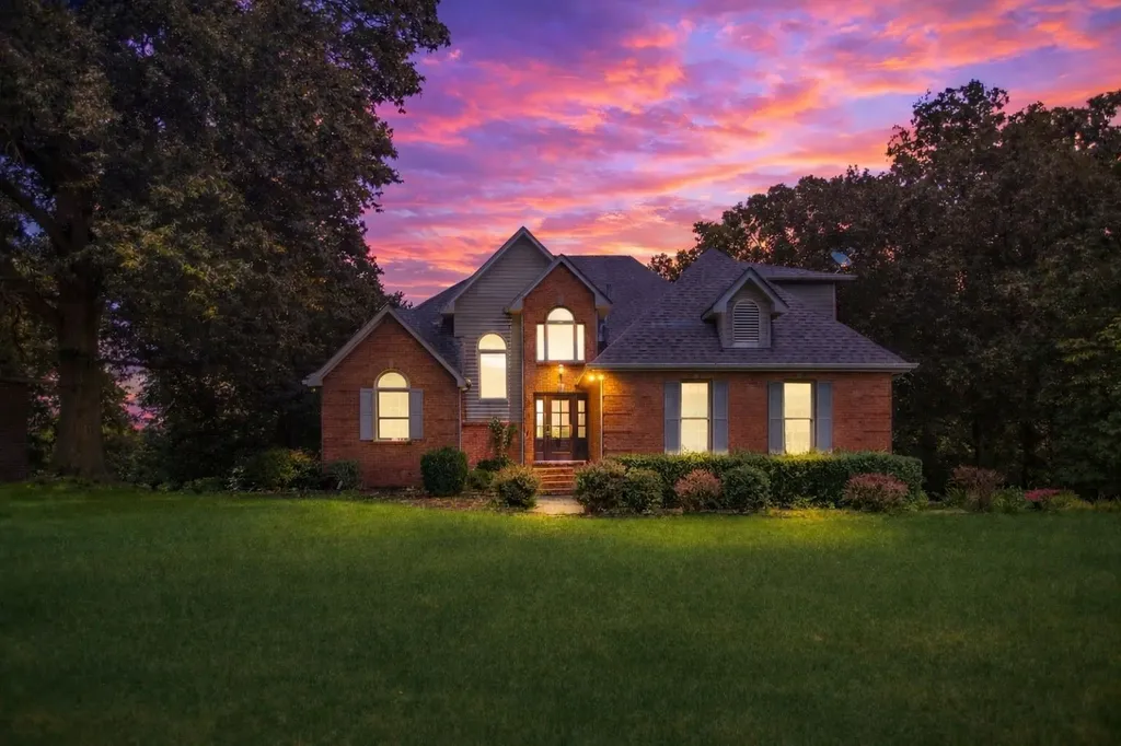 208 Loop Drive Winchester TN 37398