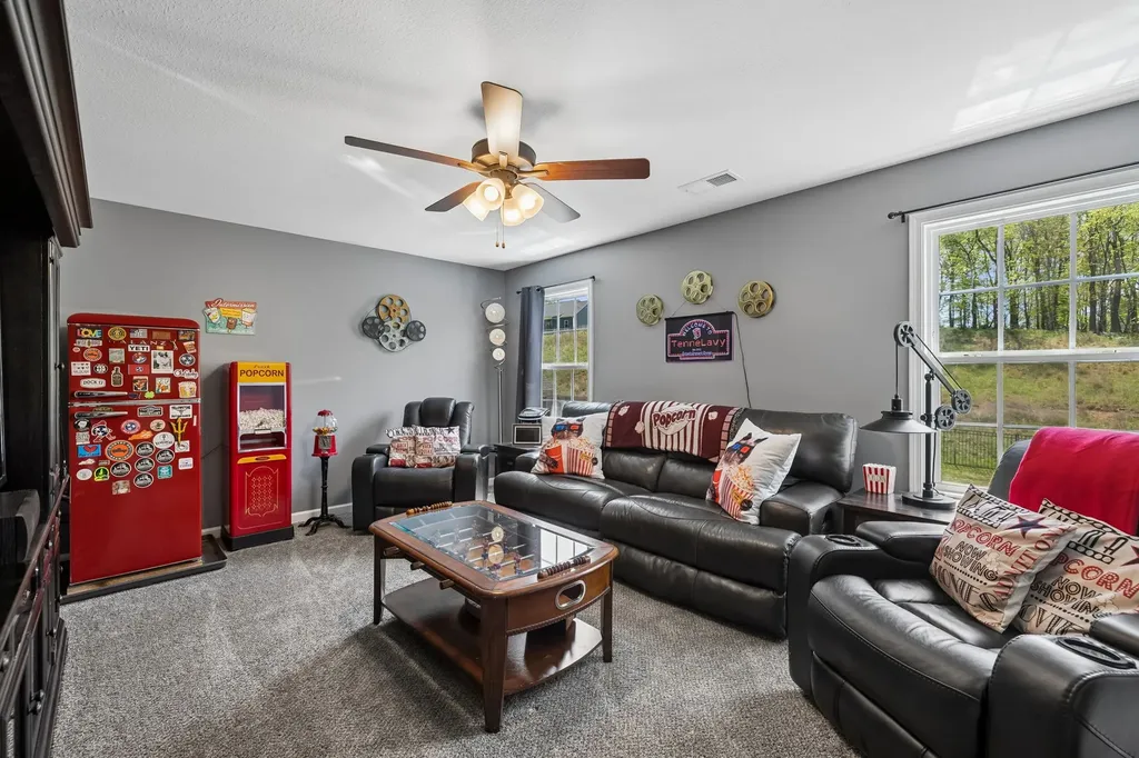 380 Barry Drive Clarksville TN 37040