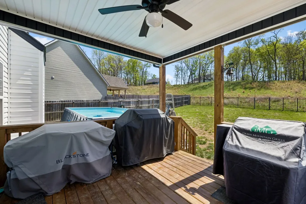 380 Barry Drive Clarksville TN 37040