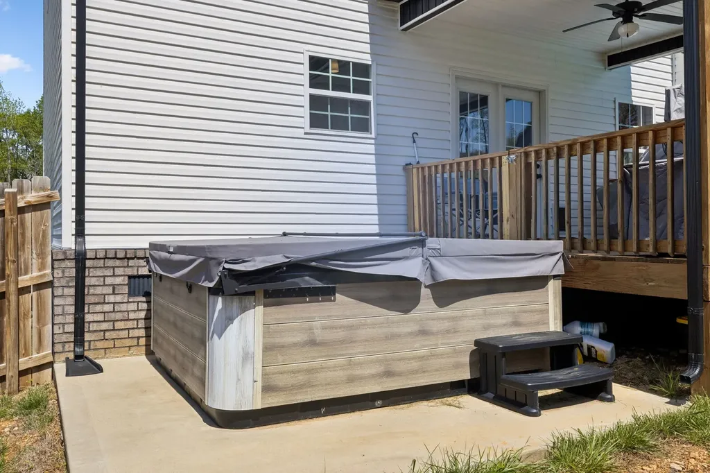 380 Barry Drive Clarksville TN 37040