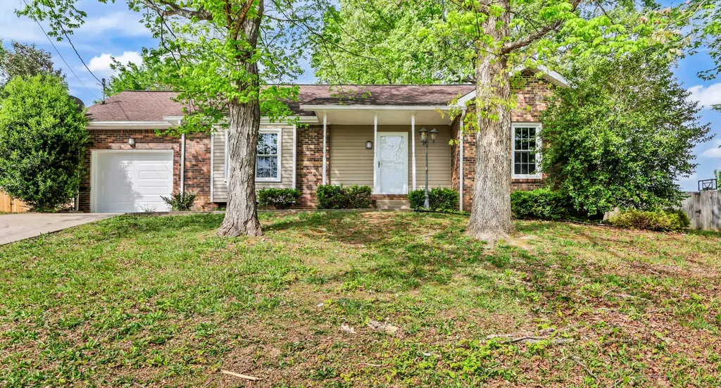 1710 Thistlewood Drive Clarksville TN 37042