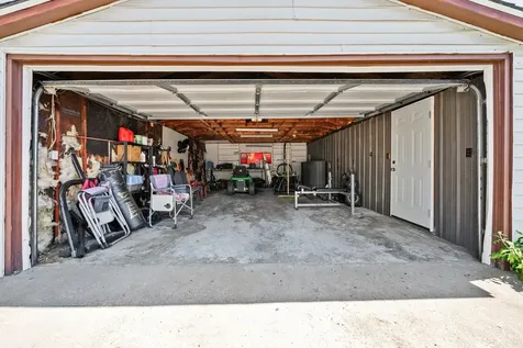 208 Navaho Trail Hopkinsville KY 42240