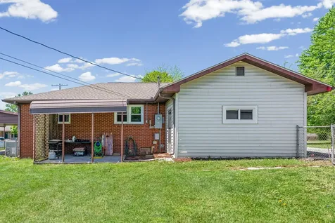 208 Navaho Trail Hopkinsville KY 42240