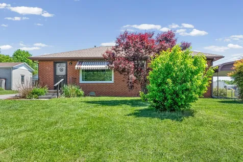 208 Navaho Trail Hopkinsville KY 42240
