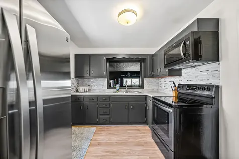 208 Navaho Trail Hopkinsville KY 42240