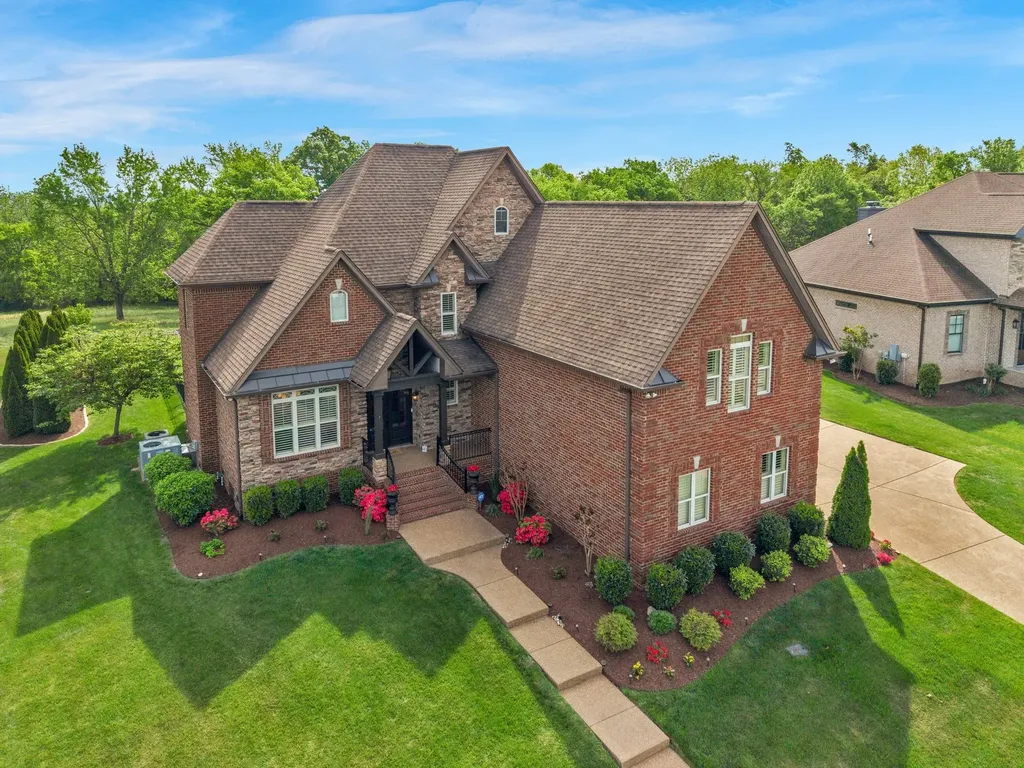 303 Charleston Street Lebanon TN 37087