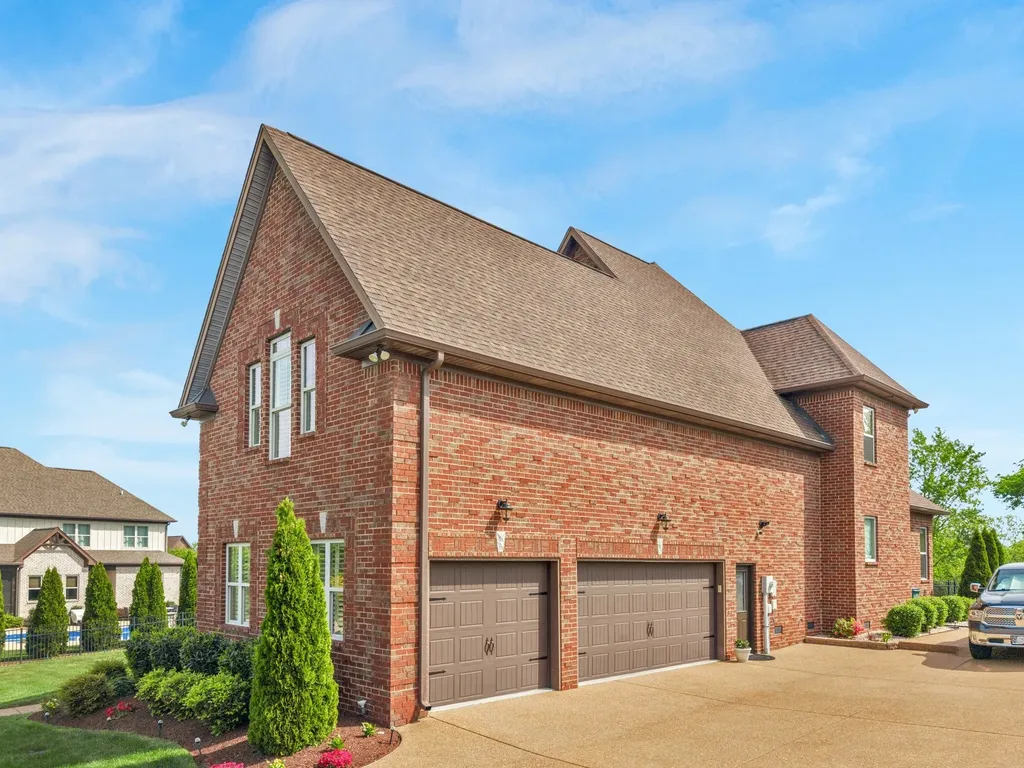 303 Charleston Street Lebanon TN 37087