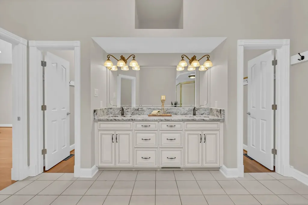 313 Partridge Court Clarksville TN 37043