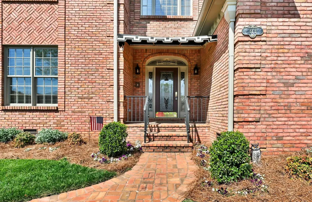 313 Partridge Court Clarksville TN 37043