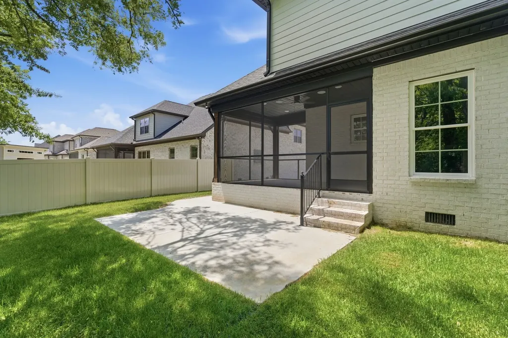 2601 Colleen Drive Murfreesboro TN 37128
