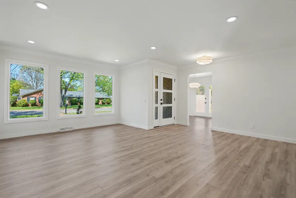 1707 Berkeley Street Murfreesboro TN 37129